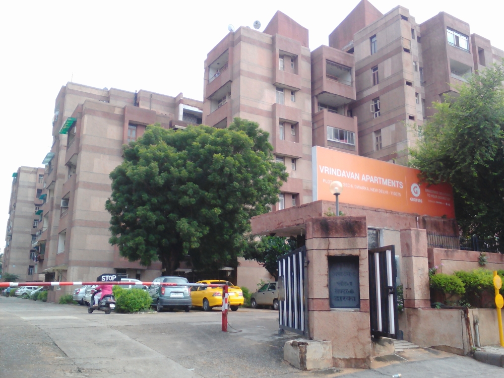 3 bhk fully furnished flat for rent in Vrindavan Apartment 